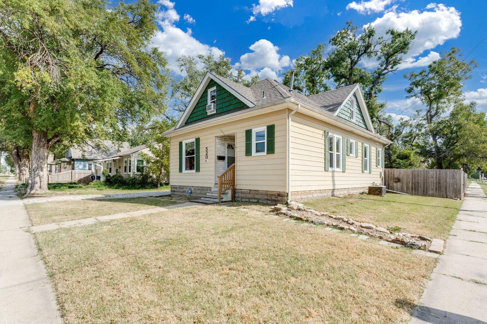 Property Photo:  520 Old Main Street  KS 67114 