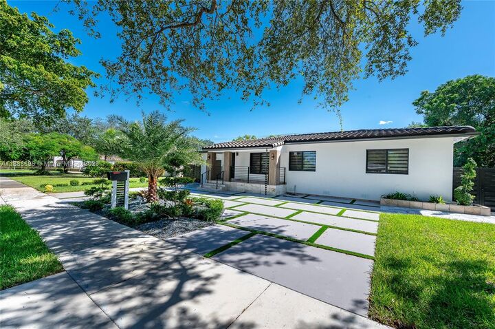 625 Miller Dr  Miami Springs FL 33166 photo