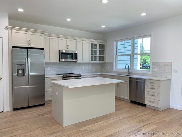 Property Photo: 687 South Main Street 3 CT 06410
