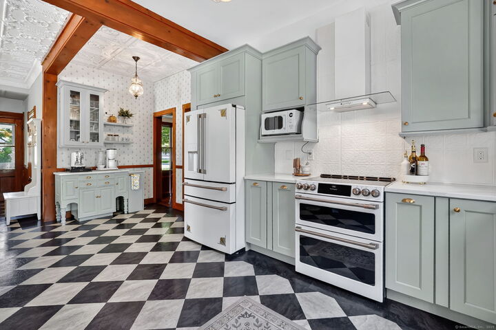 Property Photo: 1063 Main Street CT 06074
