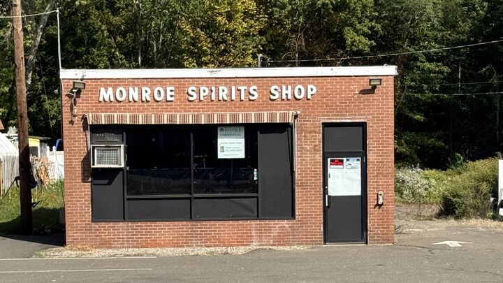176 Main Street  Monroe CT 06468 photo