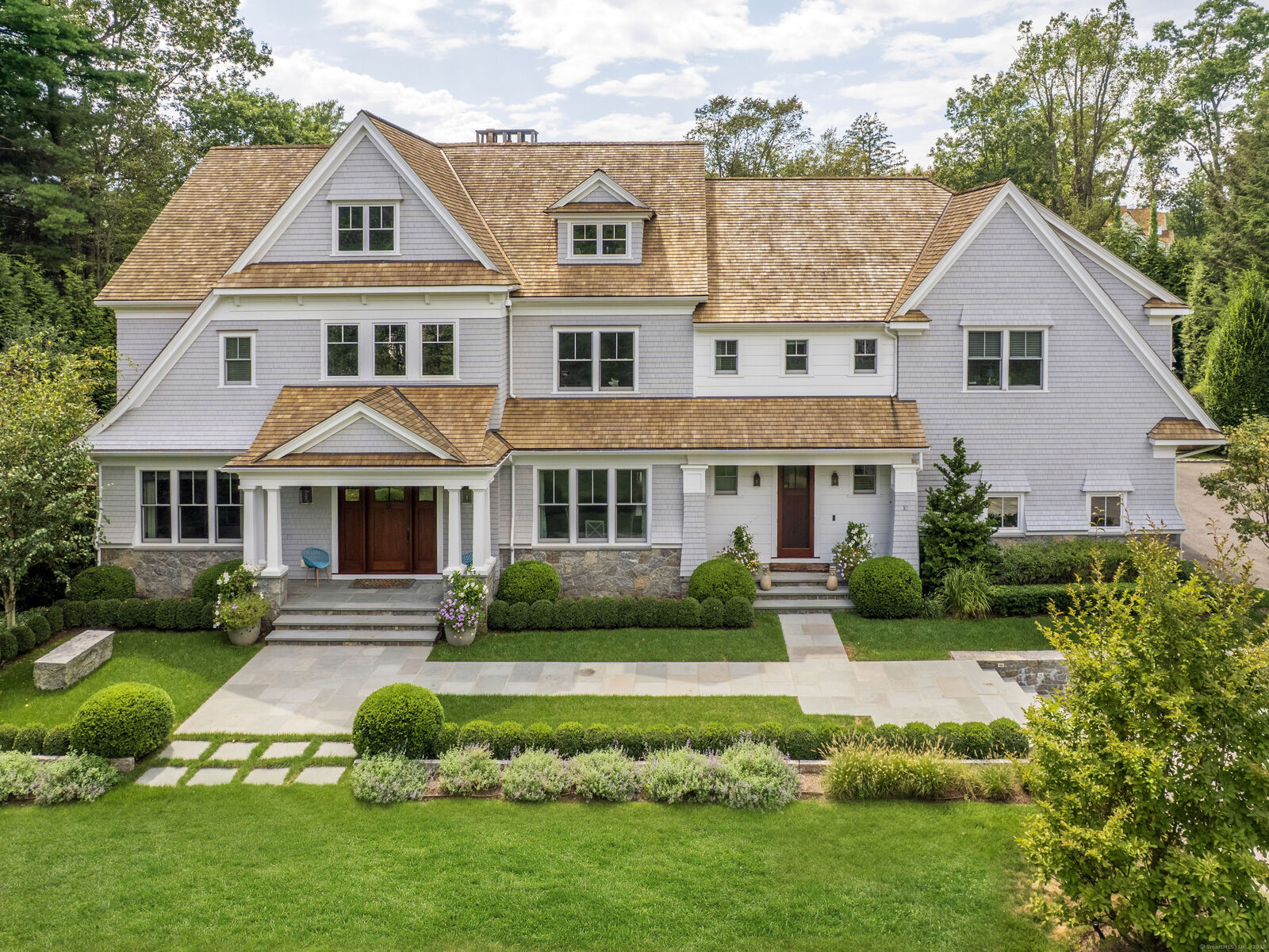 Property Photo: 10 Debra Lane CT 06880