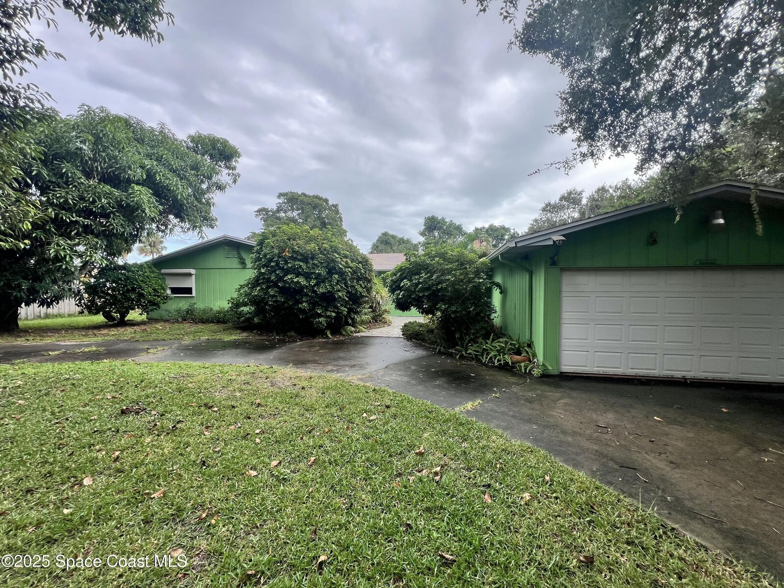 Property Photo:  8810 S Tropical Trail  FL 32952 