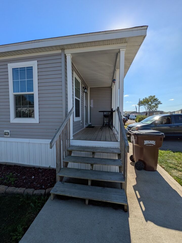 Property Photo:  10610 St. Rt. 762  OH 43137 