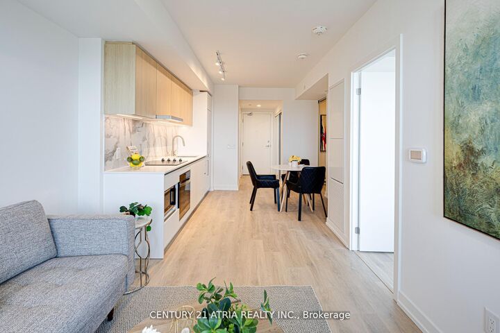 Property Photo: 1100 Sheppard Avenue W 822 ON M3K 0E4