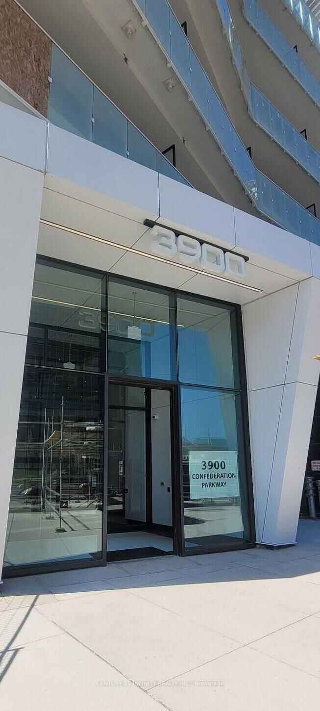Property Photo:  3900 Confederation Parkway 5007  ON L5B 0M3 