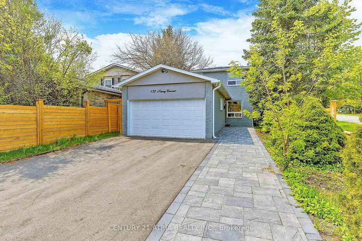 Property Photo:  132 Kersey Crescent  ON L4C 5V8 