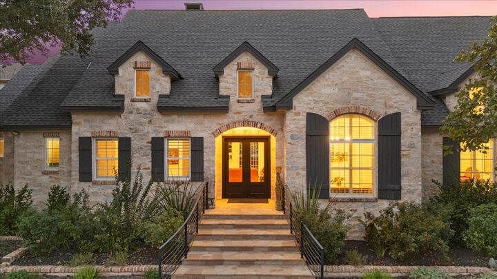 1632 Resaca Boulevard  Austin TX 78738 photo
