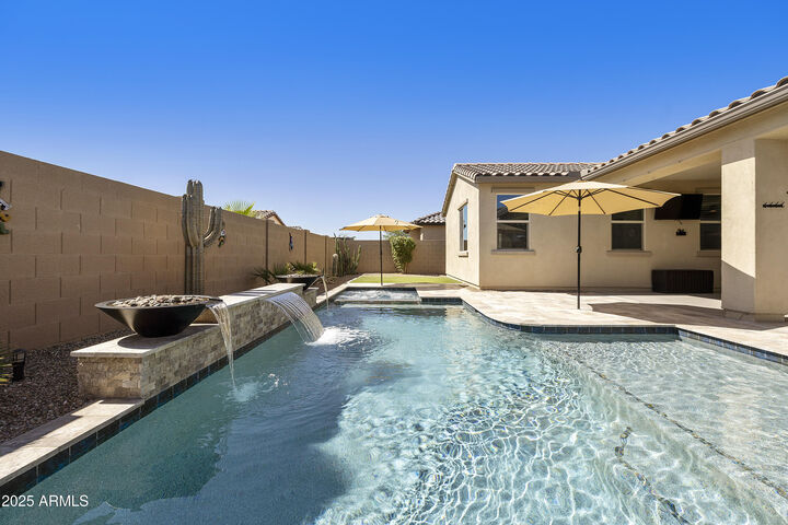 Property Photo:  10625 E Tiburon Avenue  AZ 85212 