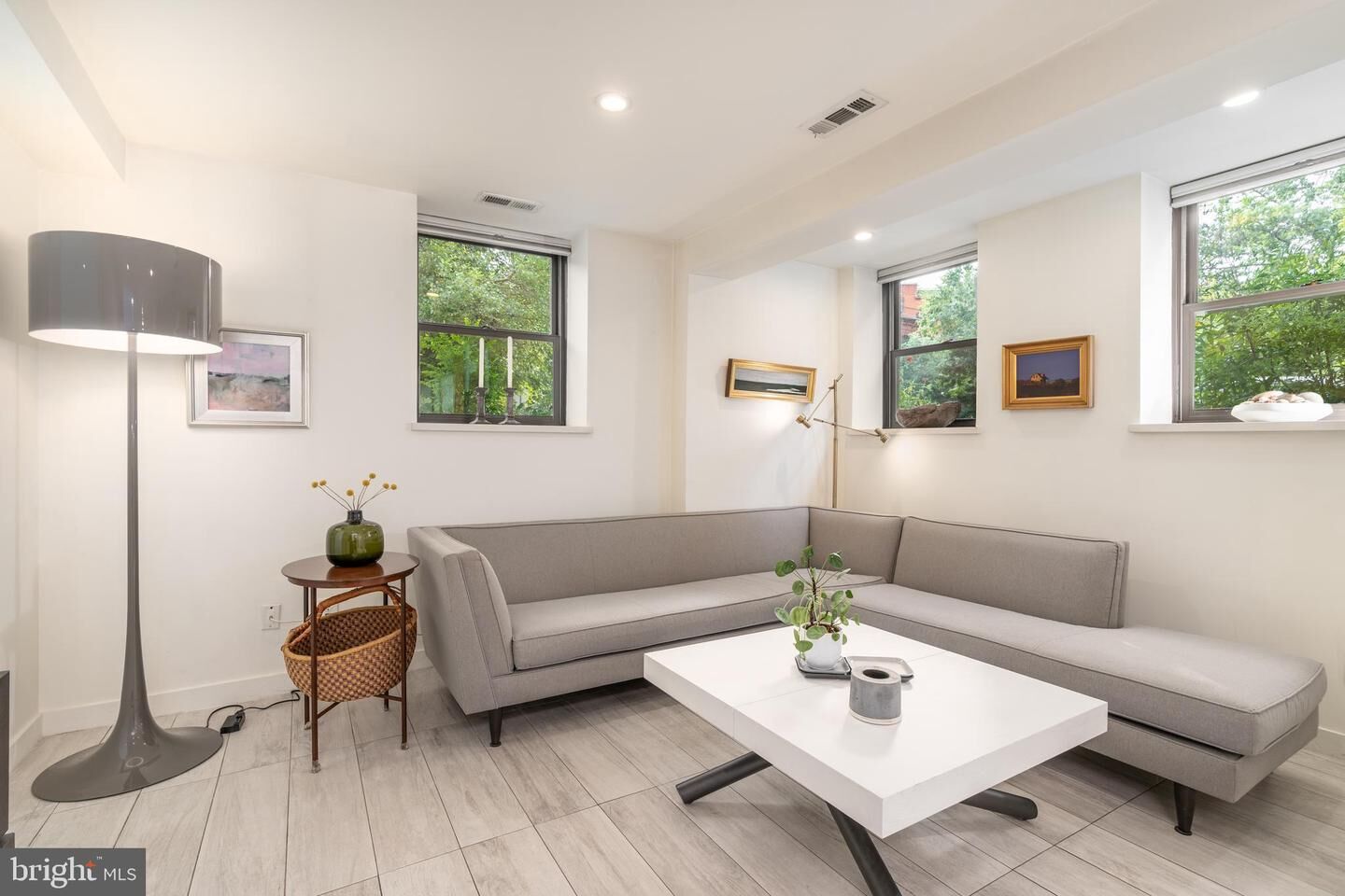 Property Photo: 2101 N Street NW T4 DC 20037