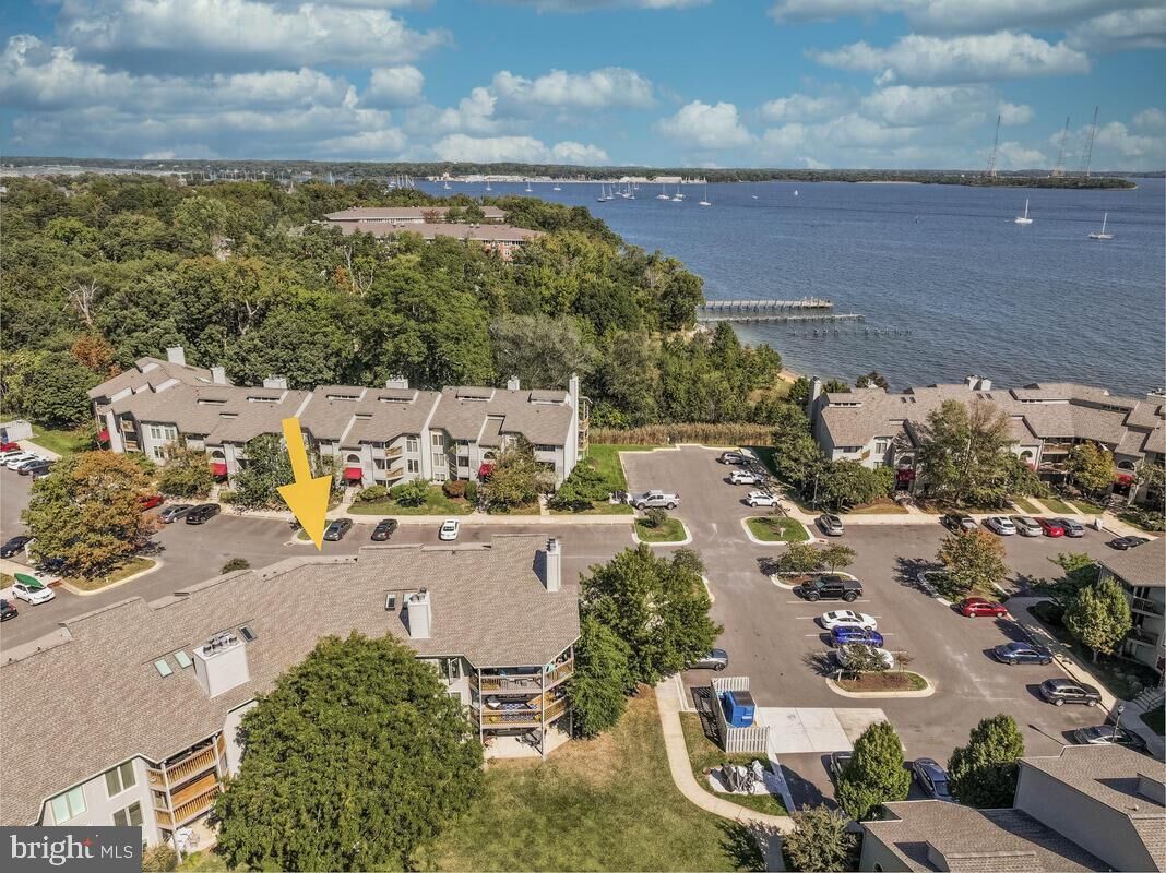 Property Photo:  7002 Channel Village Court 101  MD 21403 