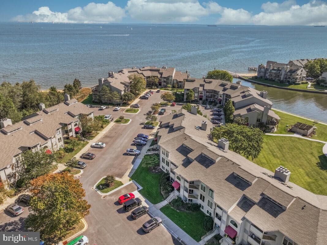 Property Photo: 7002 Channel Village Court 101 MD 21403