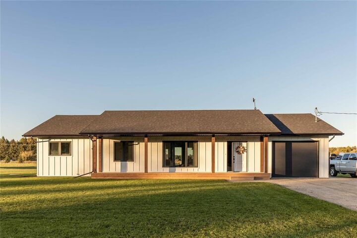 Property Photo: 233 Seine River Trail MB R0A 0W0