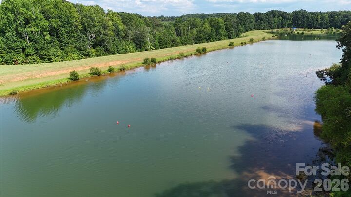 Property Photo:  4604 Mirror Lake Drive  NC 28609 