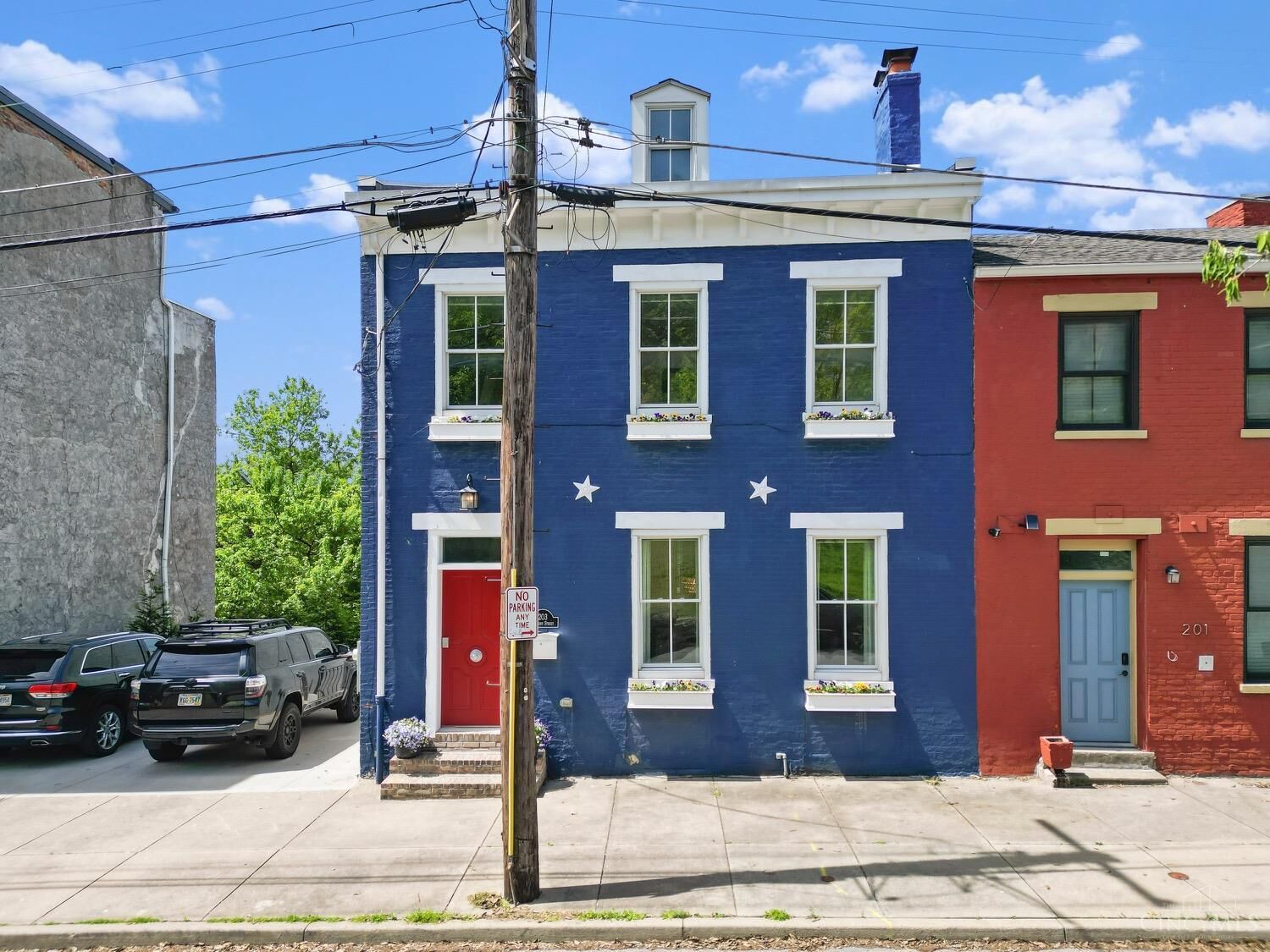 Property Photo:  203 Mulberry Street  OH 45202 