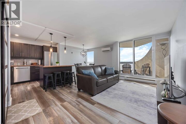 Property Photo:  155 Front Street North 907  ON N7T 7V5 