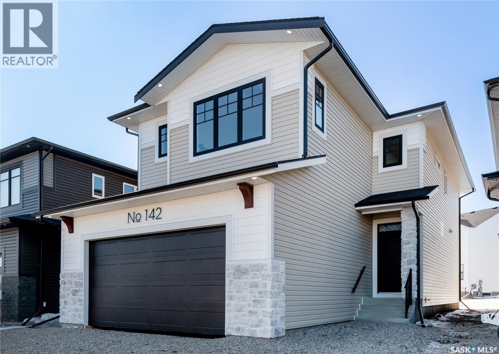Photo de la propriété: 147 Cockroft Manor SK S7V 1Y4