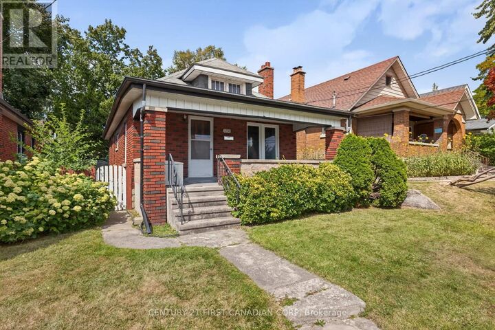 1230 Dundas Street  London East (East G) ON N5W 3B2 photo