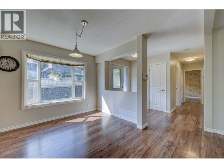Property Photo:  880 Woodhaven Drive  BC V2B 6E5 