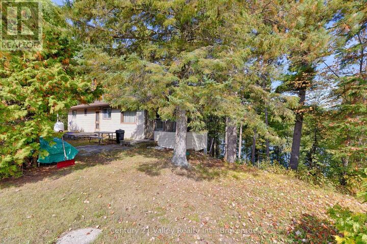 Property Photo:  107 Logan Lane  ON K0J 1Y0 