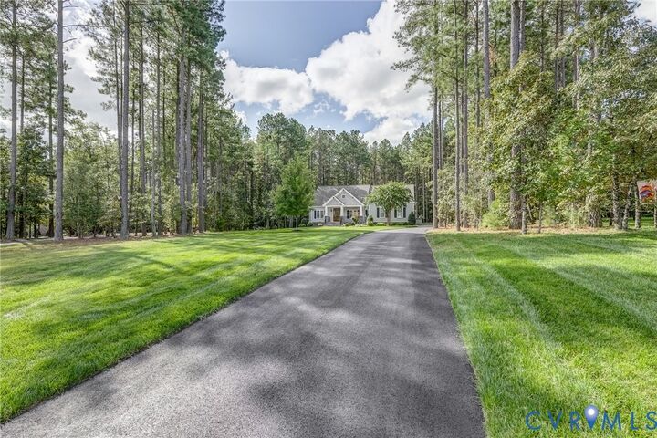 Property Photo:  8013 Clancy Place  VA 23838 