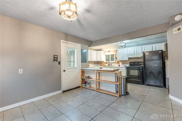 Property Photo: 916 Jefferson Street OH 45373