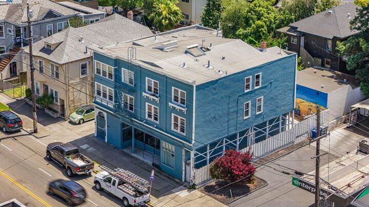 Property Photo:  2110 Ashby Ave  CA 94705 