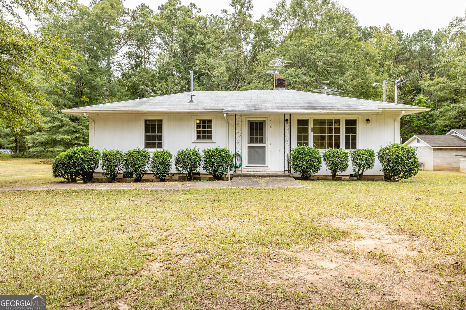 Property Photo: 538 Inman Road GA 30215