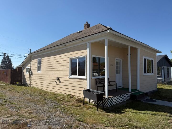 Property Photo: 2526 Pine MT 59701