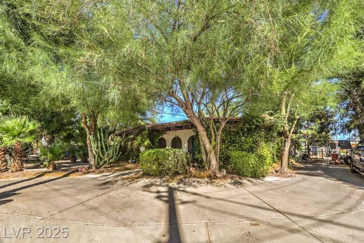 4216 North Decatur Boulevard  Las Vegas NV 89130 photo