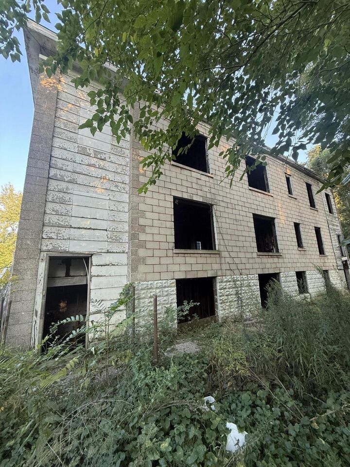 Property Photo:  1241 W 17th Avenue  IN 46407 