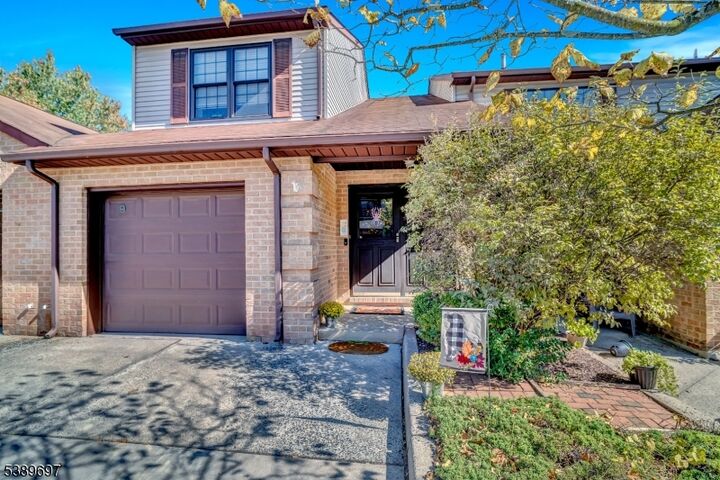 Property Photo: 9 Daniel Ct NJ 08833