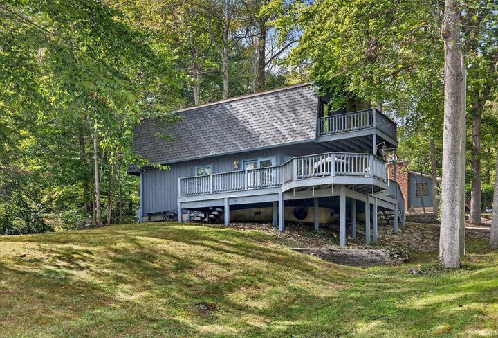 Property Photo:  8002 N Lakeview Drive  IN 47468 