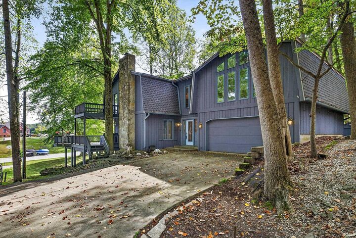 Property Photo: 8002 N Lakeview Drive IN 47468