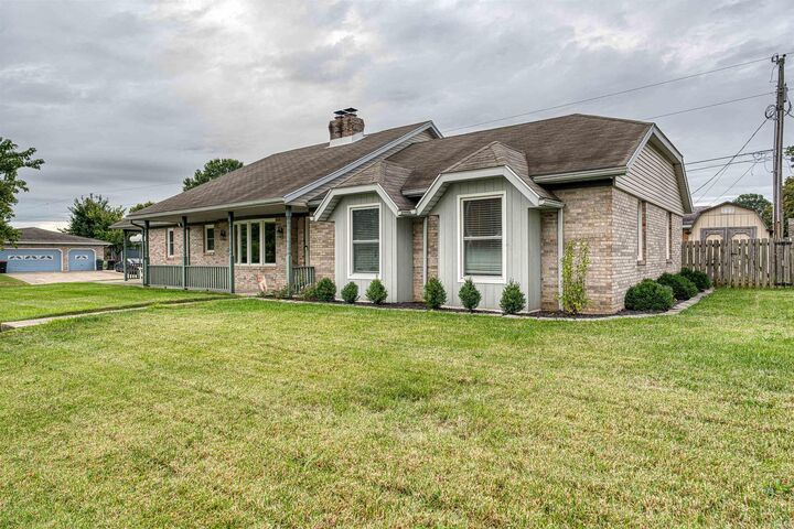 Property Photo:  300 Roosevelt Drive  IN 47620 