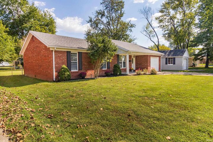 Property Photo:  512 N Polk Street  IN 47648 