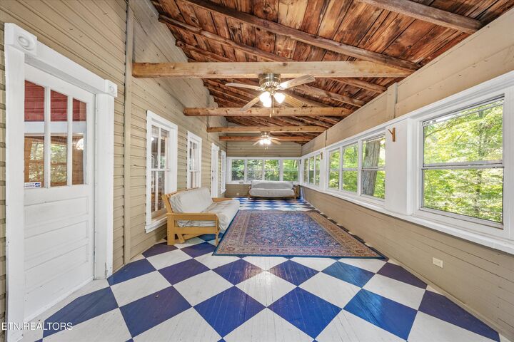 Property Photo:  6831 Old Walland Hwy  TN 37882 