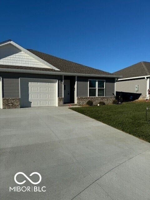 Property Photo: 1611 W Paula Drive IN 47201