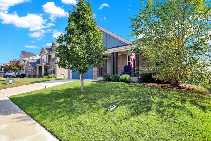Property Photo:  6533 Treeline Lane  IN 46055 