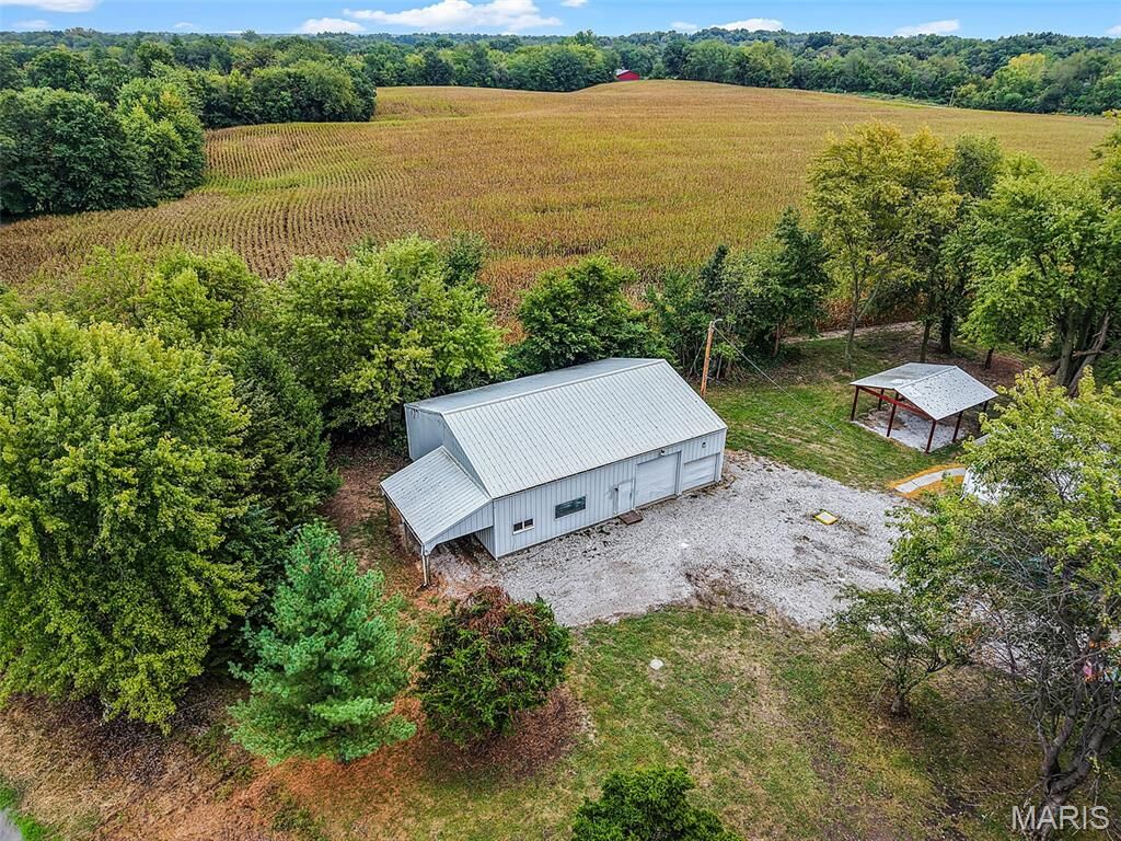 Property Photo: 8240 N State Route 159 IL 62021