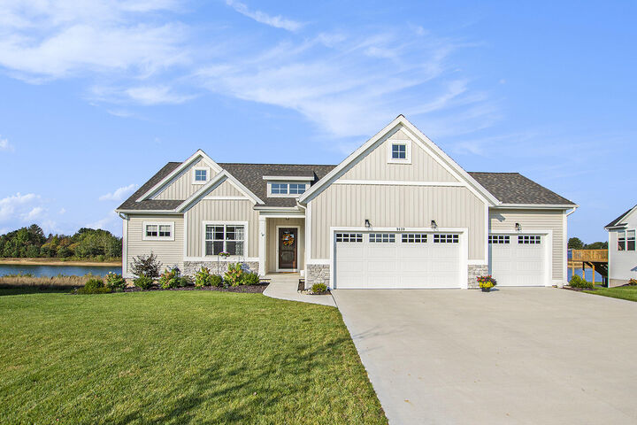 9439 Shoreway Drive  West Olive MI 49460 photo