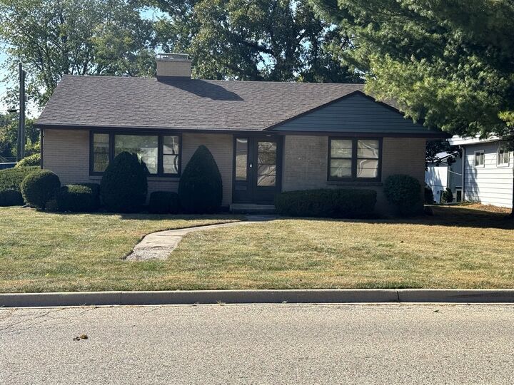 Property Photo: 700 N Garfield Street IL 60033