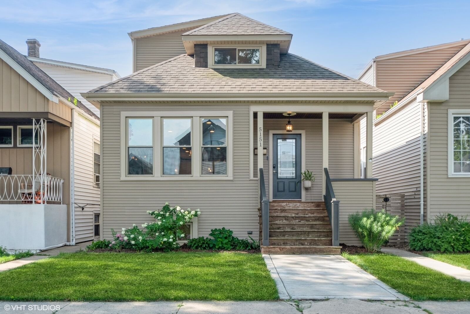 Property Photo:  5151 W Winona Street  IL 60630 