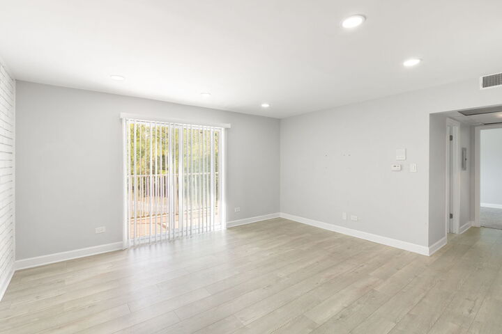 Property Photo: 17000 Novak Drive 105 IL 60429