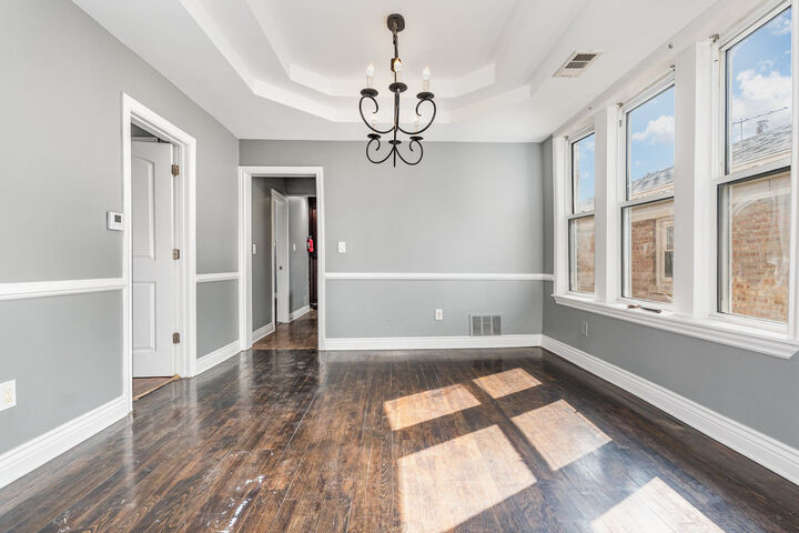 Property Photo: 1519 S 58th Avenue IL 60804