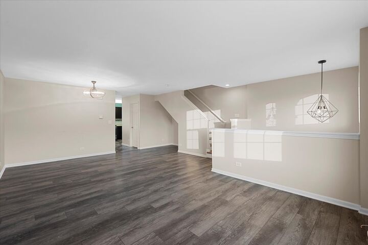 Property Photo: 1092 Sapphire Lane IL 60140