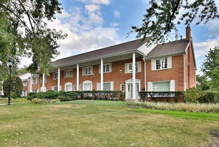 Property Photo: 5 N Tower Road IL 60523