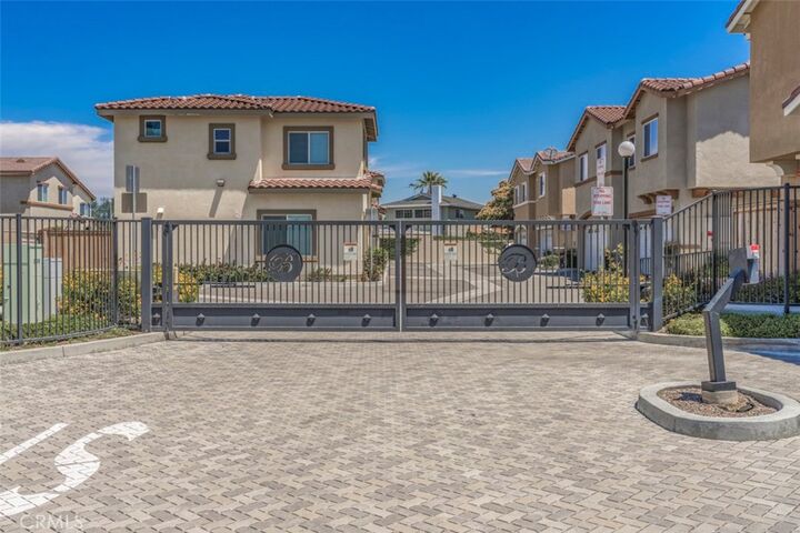 906 S Belterra Way  Anaheim CA 92804 photo