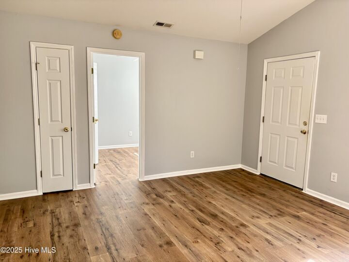 Property Photo:  113 Gladiola Drive  NC 28562 