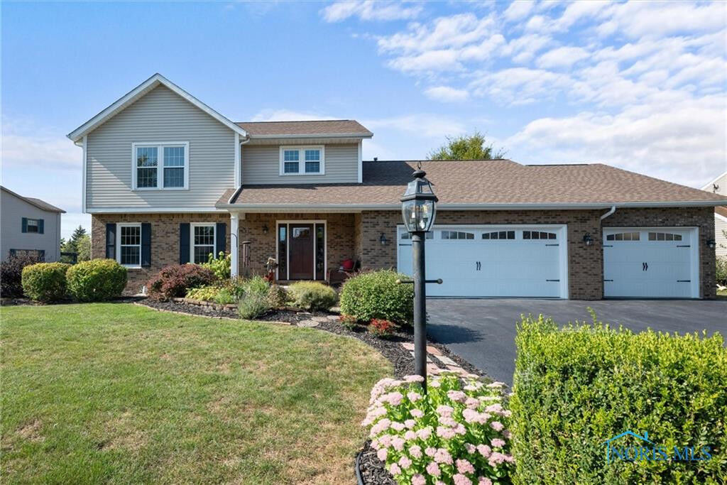 Property Photo: 1310 Muirfield Drive OH 45840